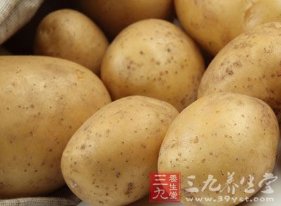 馬鈴薯含有一種叫龍葵鹼的有毒物質