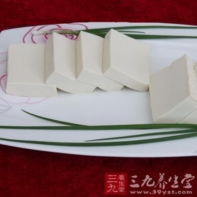 內酯豆腐水分太多，蛋白質和鈣含量都很低