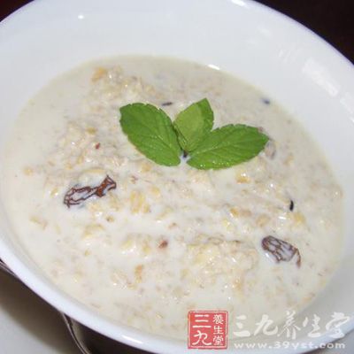 麥片牛奶羹