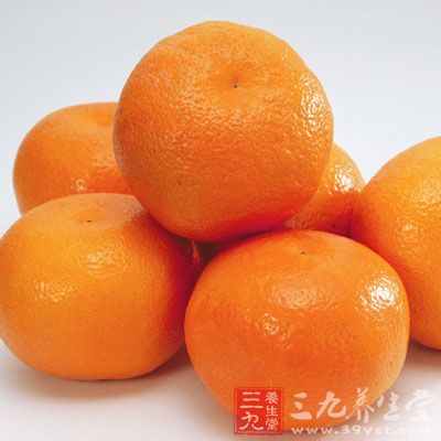 含有大量的有機酸、果酸、山楂酸、枸橼酸等