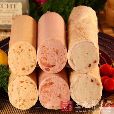 包括火腿、臘肉以及西式的培根、熏肉、腌肉等加工肉類