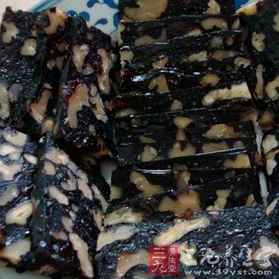 阿膠性滋膩