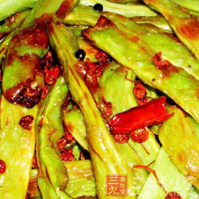 鮮辣椒經過高溫烹炒，辣味會有所減輕