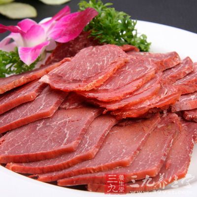 牛肉屬於高蛋白食品，對腎炎患者不可多食