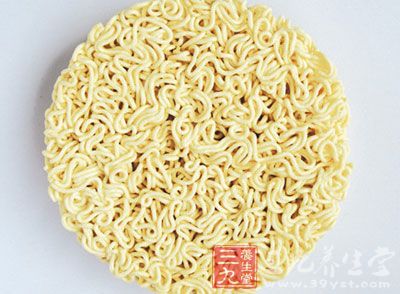 一包方便面最多可有25種食品添加劑 一包方便面最多可有25種食品添加劑
