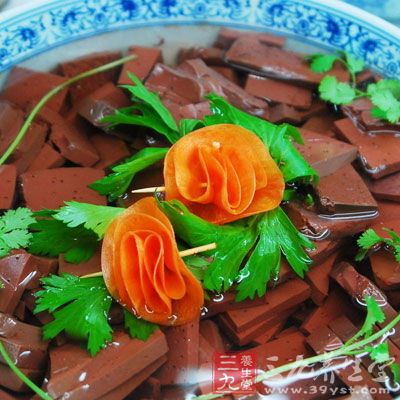 加蛋黃、血豆腐，鈣補得更多