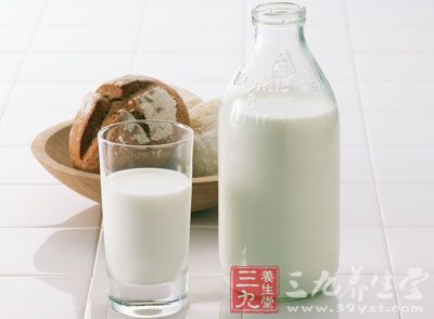 十類人睡前別喝牛奶