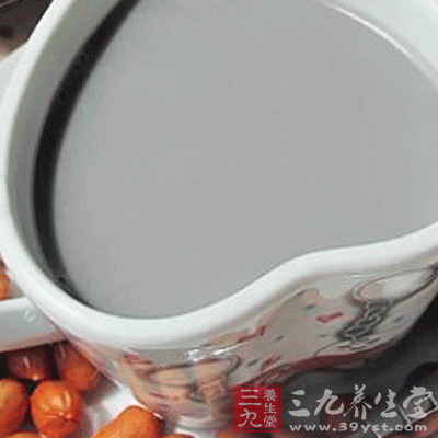 黑芝麻花生豆漿