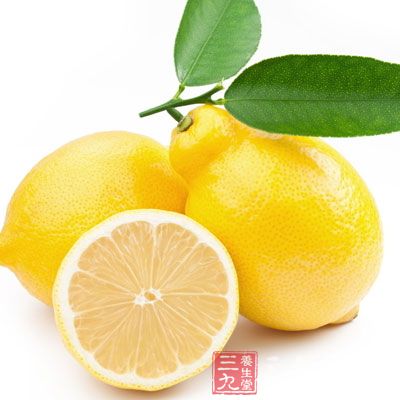 檸檬是滋陰的,但是癌病人不要吃,否則腫塊就會水腫 檸檬是滋陰的,但是癌病人不要吃,否則腫塊就會水腫