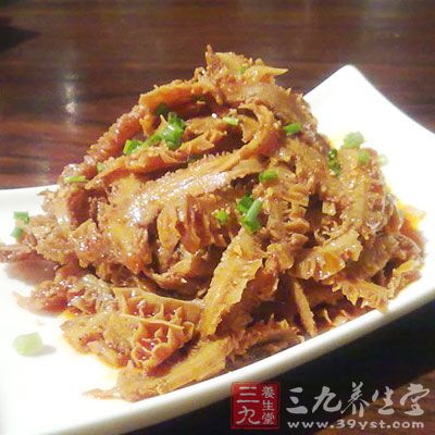 在燒烤過程中，不僅食物中蛋白質的利用率降低了，同時還會產生致癌物質苯並芘