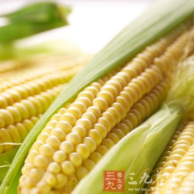 經常用眼的人，應多吃一些黃色的玉米
