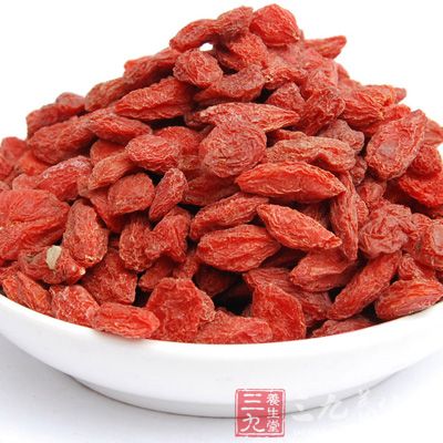 枸杞雖然具有很好的滋補和治療作用，但也不是所有的人都適合服用的