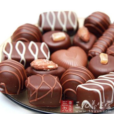 返流性食道炎患者不宜喝牛奶