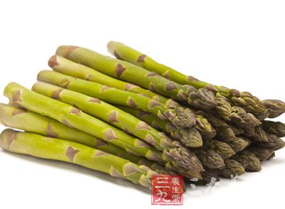 微波爐加熱會導致蘆筍中維生素流失