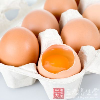 微波爐快速加熱會在雞蛋裡產生很多水蒸氣