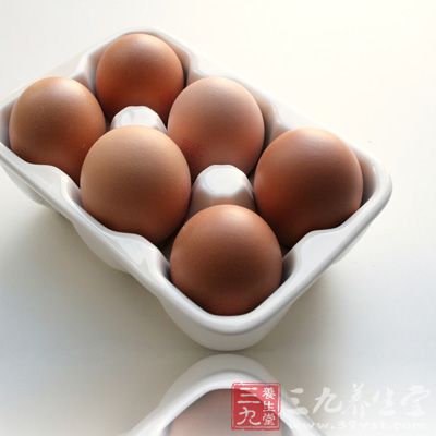 煮荷包蛋時加鹽