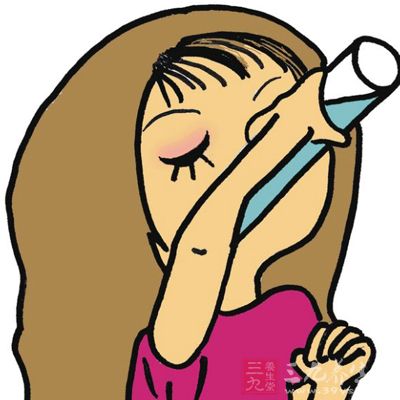 最佳的飲水時間是早晨起床空腹時及每次進餐前一小時