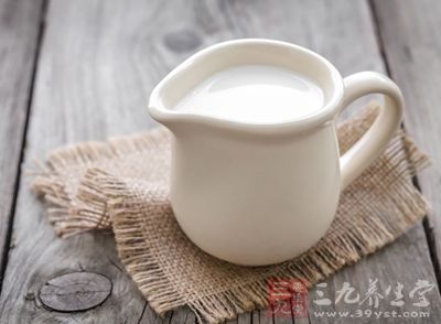 有人認為，牛奶越濃，身體得到的營養就越多