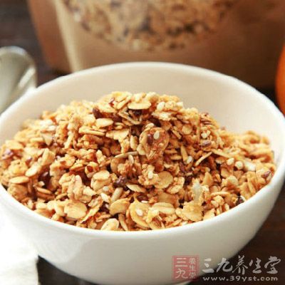 燕麥除了含有豐富的營養物質外 燕麥除了含有豐富的營養物質外