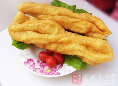 代表食物：油條、馓子、麻花、炸糕、煎餅裡的薄脆