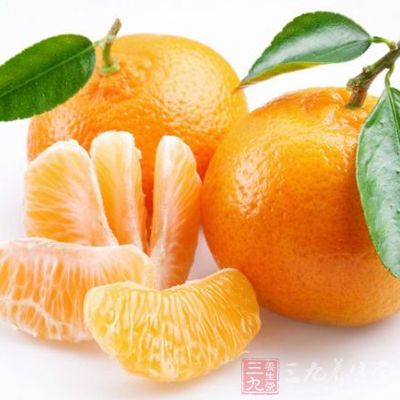 在喝牛奶前後1小時左右,不宜吃橘子 在喝牛奶前後1小時左右,不宜吃橘子