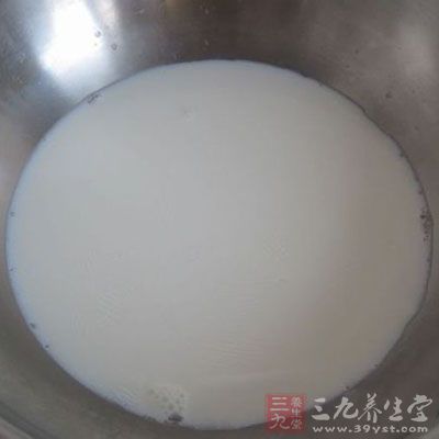 有人以為，既然牛奶屬高蛋白食品