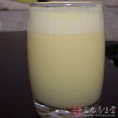 牛奶+橘汁或檸檬汁