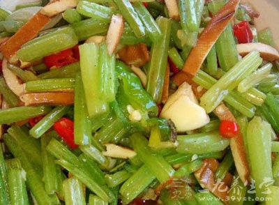 芹菜在歐洲地區較常被視為過敏食物 芹菜在歐洲地區較常被視為過敏食物