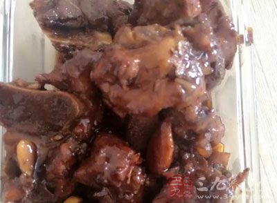 食物中的鈉含量過高