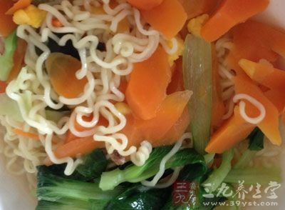 飲食禁忌一：方便面代替早餐