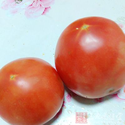 特別是當青西紅柿開始腐爛時