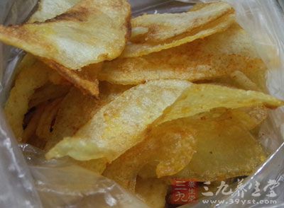 　饅頭片烤著吃會產生致癌物
