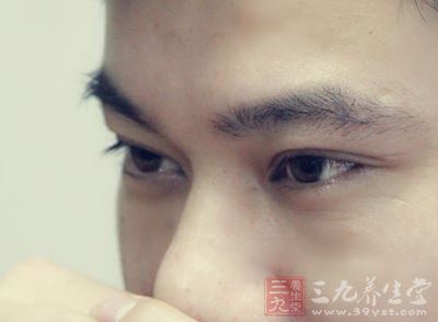 患有青光眼、白內障、結膜炎、麥粒腫
