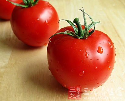 番茄的酸性很高,可能刺激胃產生更多的胃酸 番茄的酸性很高,可能刺激胃產生更多的胃酸