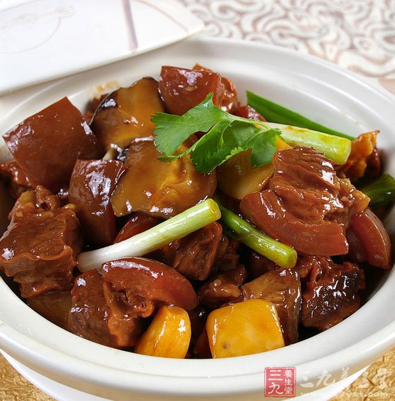 狗肉蛋白質含量高