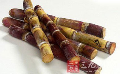 變質的甘蔗裡面呈黑