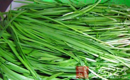 蜂蜜不能與韭菜一起吃