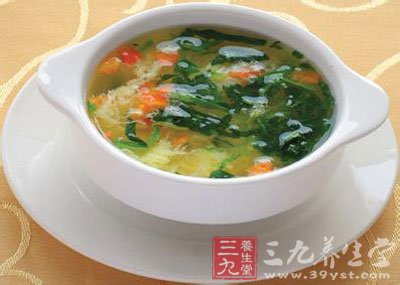 開鍋後再放入蝦仁最後加少許香菜即可