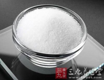 食鹽會加重痛經