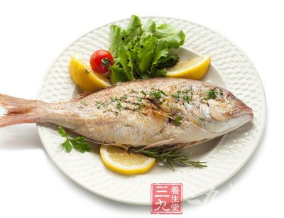 李子會誘發痛經
