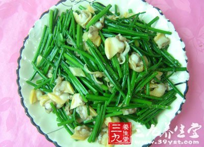 喉癰腫痛者理當忌食韭菜