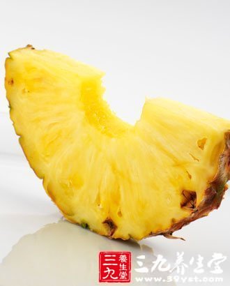 菠蘿屬於熱帶水果