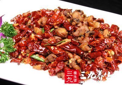 辣味食物配料辣椒中的因辣椒素使循環血量劇增