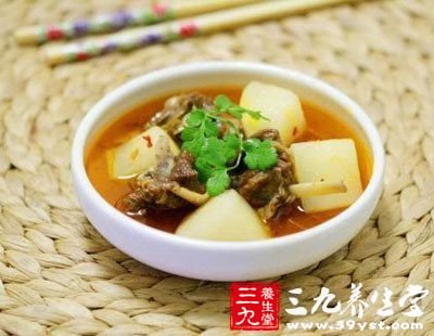 羊肉炖蘿卜的做法