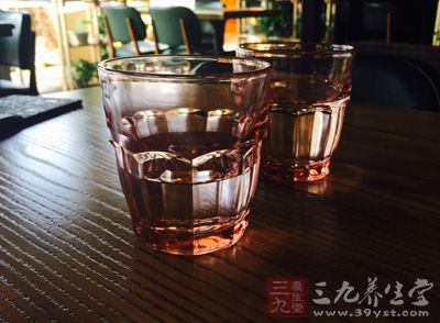 喝白開水是種好習慣