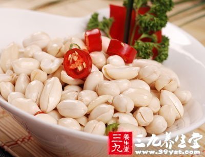 花生能促進人體的生長發育