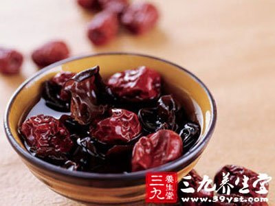 經期喝黑木耳紅棗飲