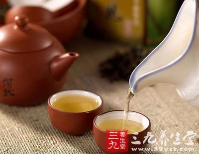 切記忌飲隔夜茶