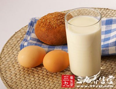 豆漿與雞蛋清相克