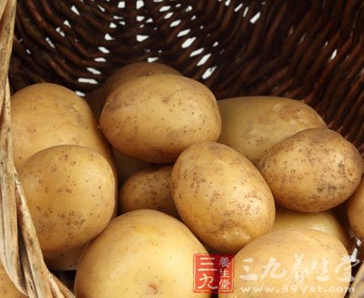 土豆發芽，會產生龍葵素(又稱茄鹼)。
